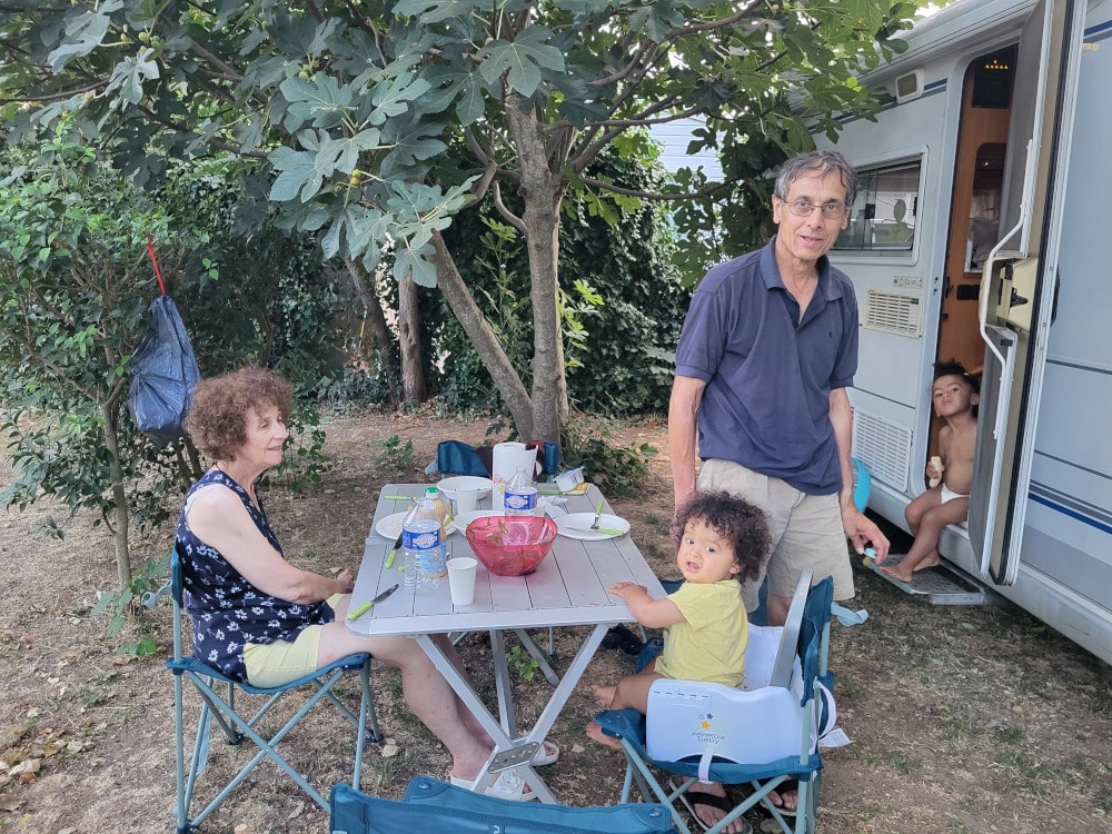 Repas devant le camping car